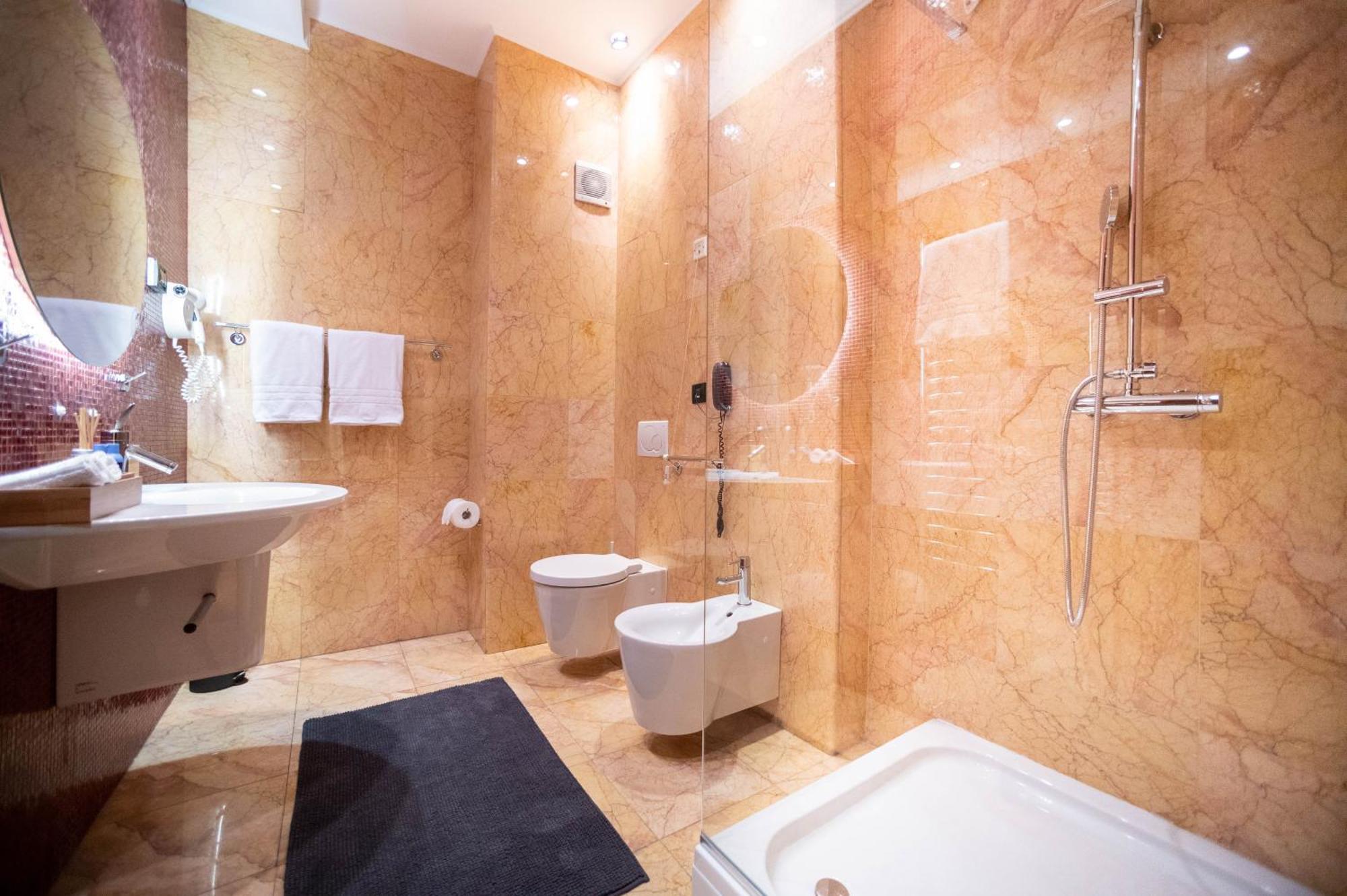 Natali Luxury Suites Beograd Rom bilde